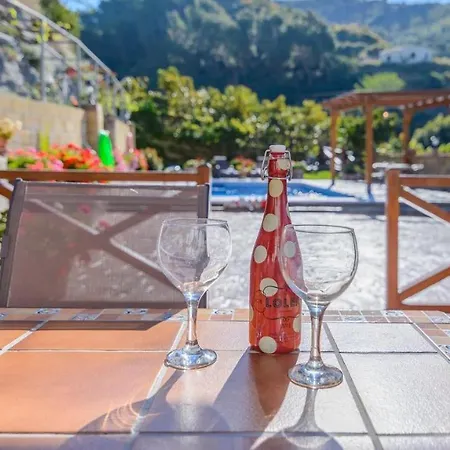 La Cola By Ruralidays *